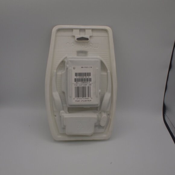 Vintage Sony Walkman WM-FX21 AM/FM Radio Cassette Player New Old Stock Unopened - Picture 2 of 2